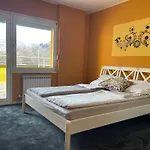 Amazing Penthouse Old Town *