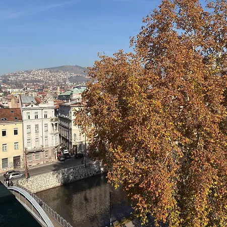 Amazing Penthouse Old Town شقة سراييفو
