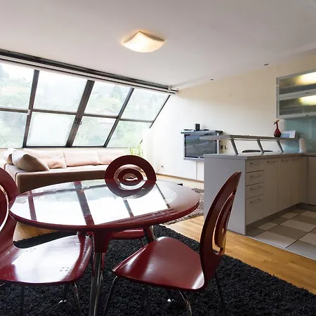 Апартаменты Amazing Penthouse Old Town *
