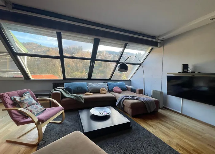 Amazing Penthouse Old Town *