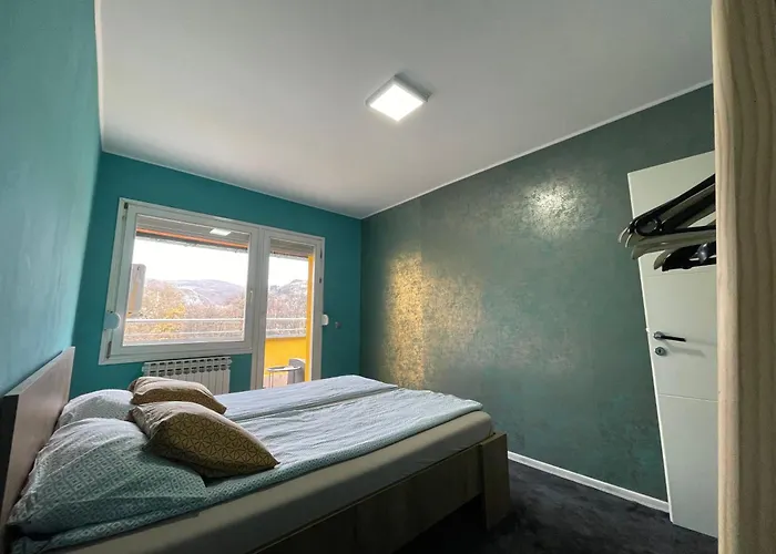 Amazing Penthouse Old Town *